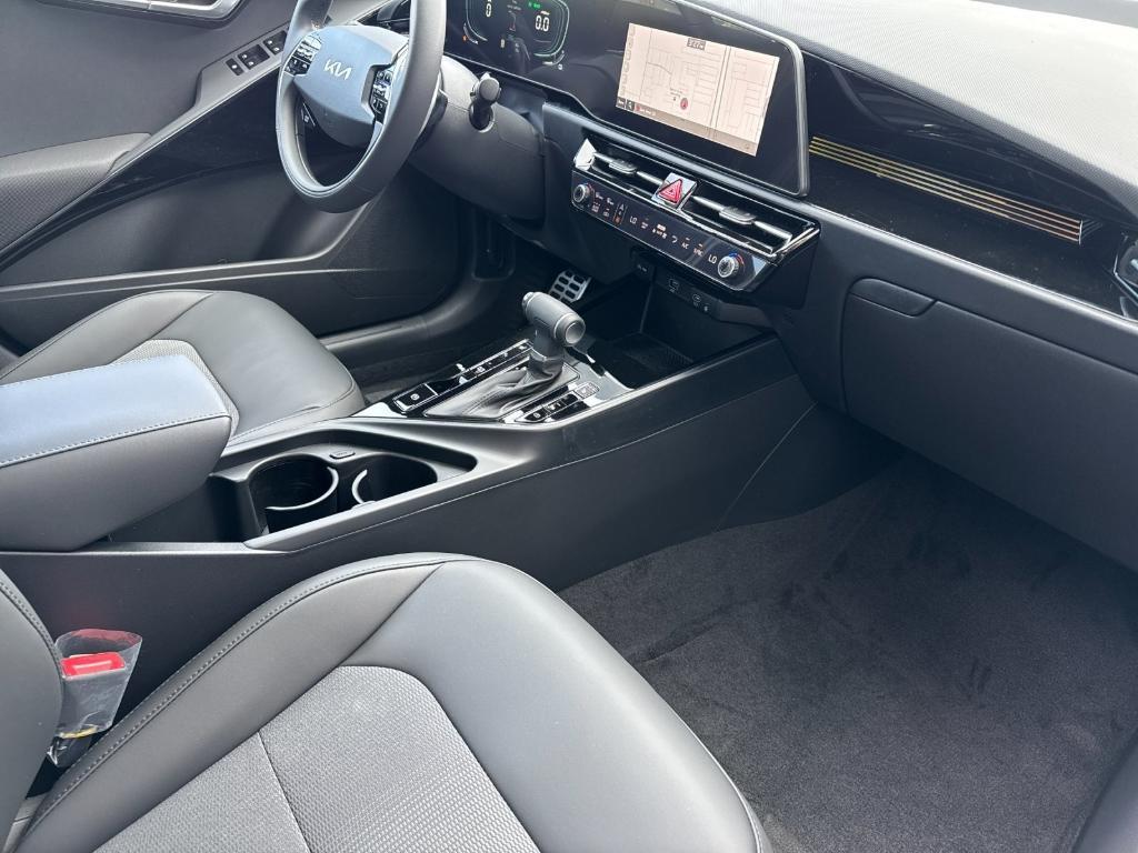 new 2025 Kia Niro car, priced at $34,055