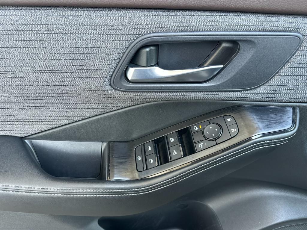 used 2023 Nissan Rogue car, priced at $23,987