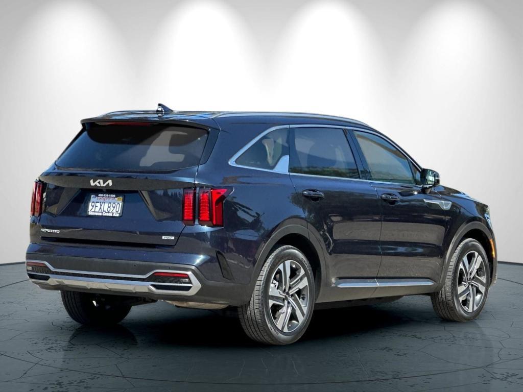 used 2023 Kia Sorento Hybrid car, priced at $32,997