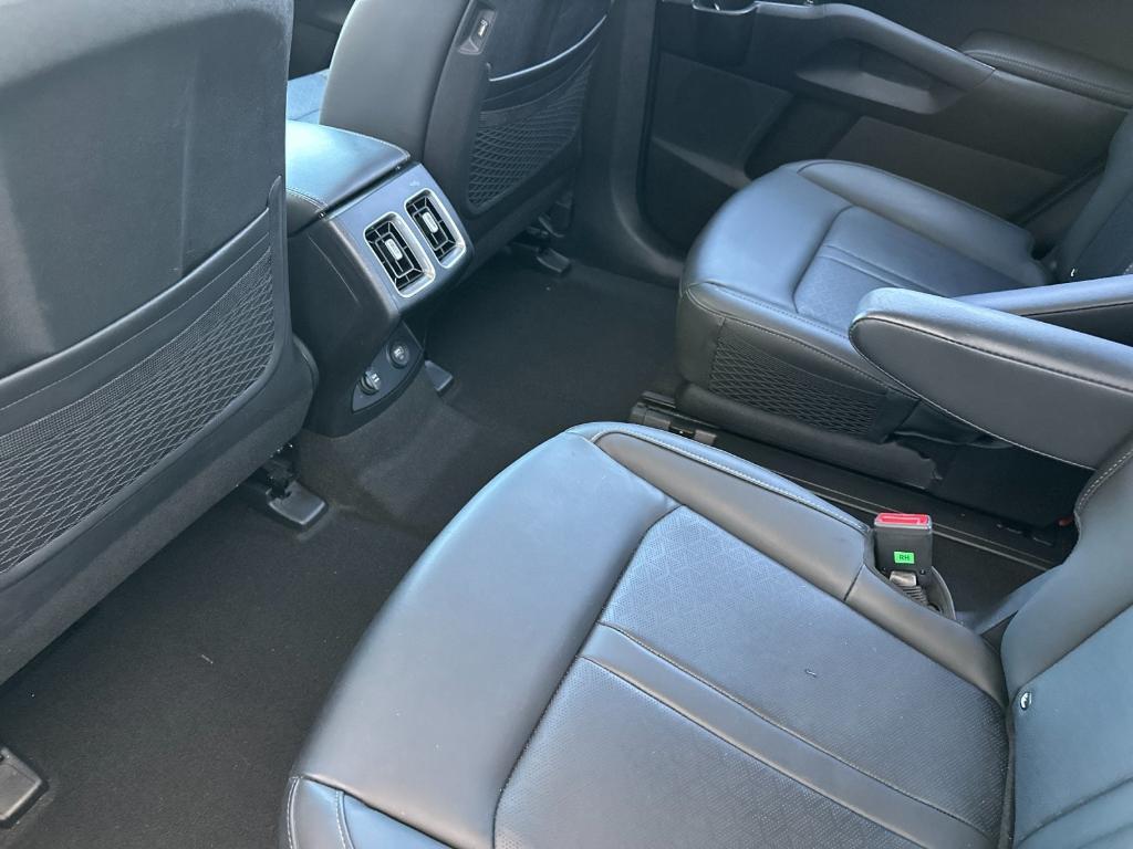 used 2023 Kia Sorento Hybrid car, priced at $32,997