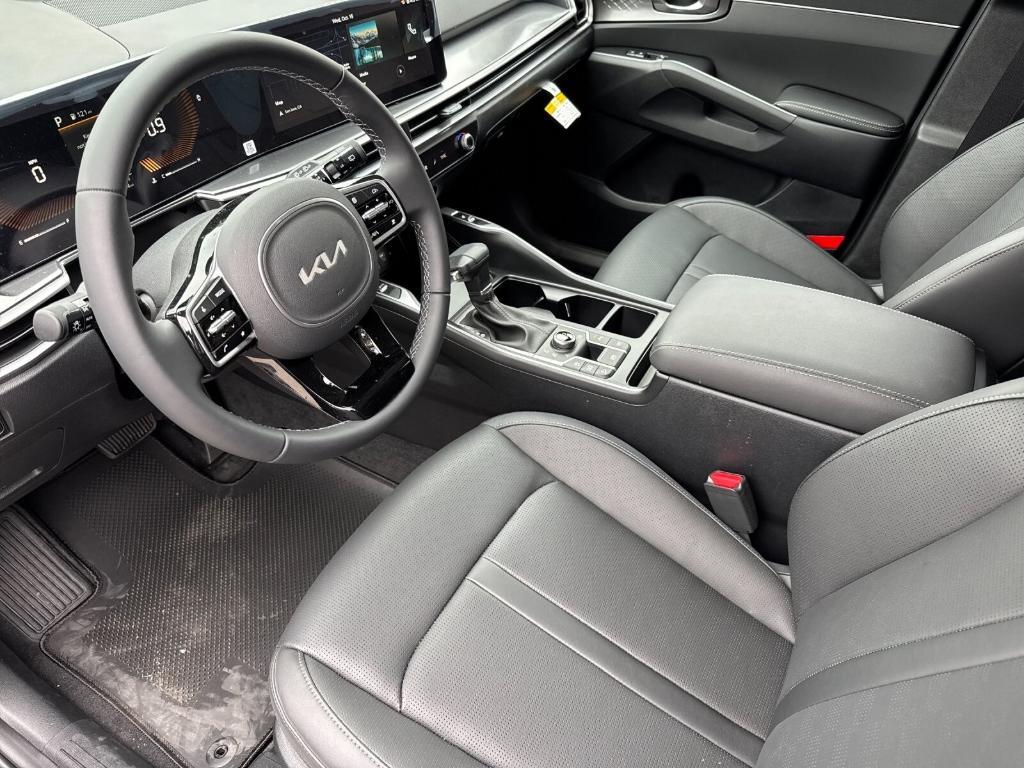 new 2025 Kia Sorento car, priced at $42,530