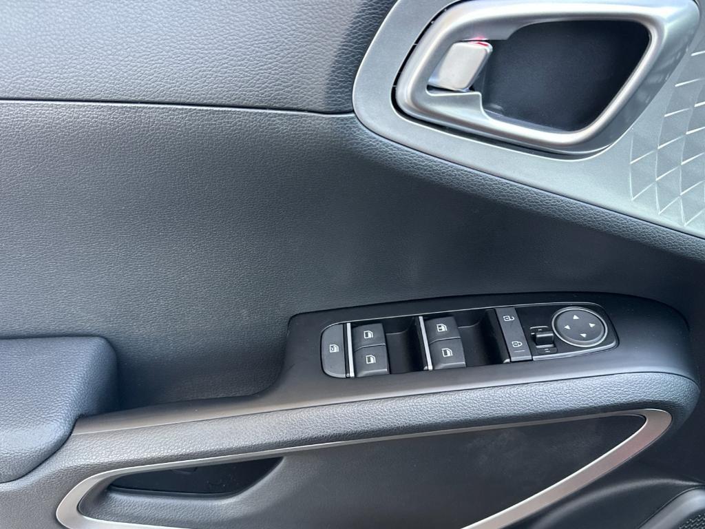 new 2025 Kia Soul car, priced at $22,060