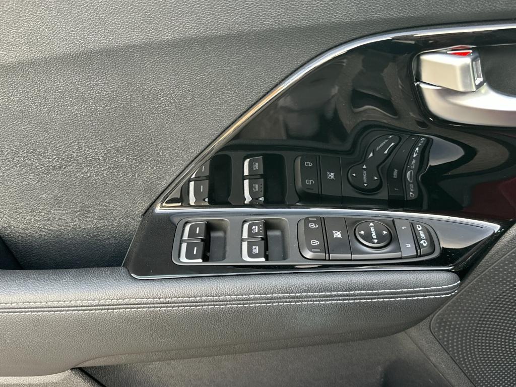 used 2022 Kia Niro EV car, priced at $18,995