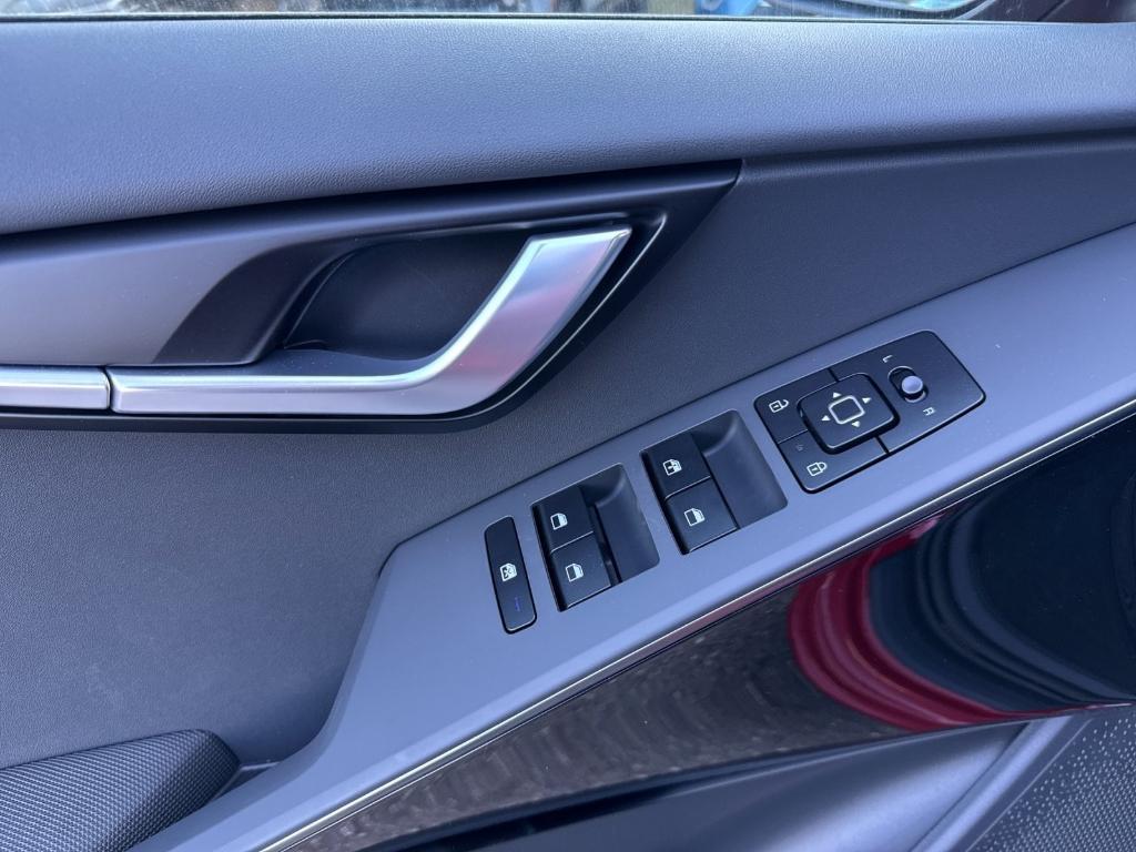 new 2025 Kia Niro car, priced at $31,970