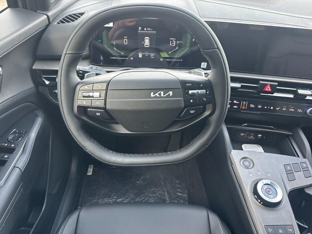 new 2026 Kia Sportage Plug-In Hybrid car, priced at $42,630