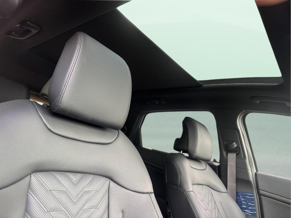 new 2026 Kia Sportage Plug-In Hybrid car, priced at $42,630