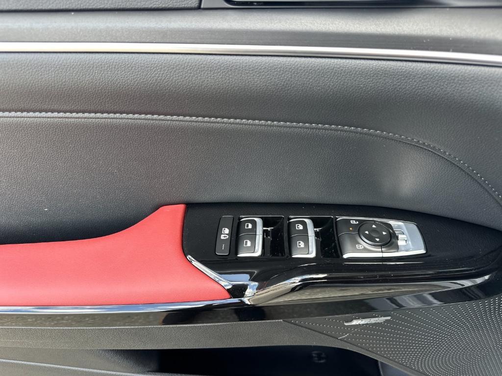 new 2025 Kia K5 car, priced at $32,340