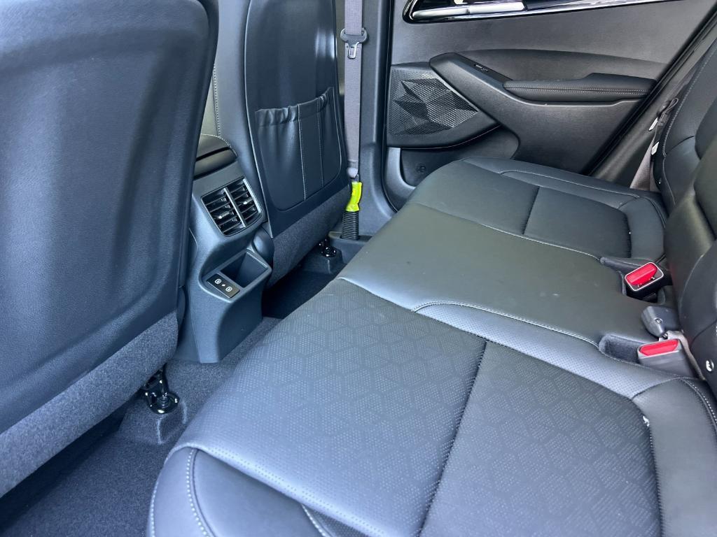 new 2025 Kia Seltos car, priced at $28,170