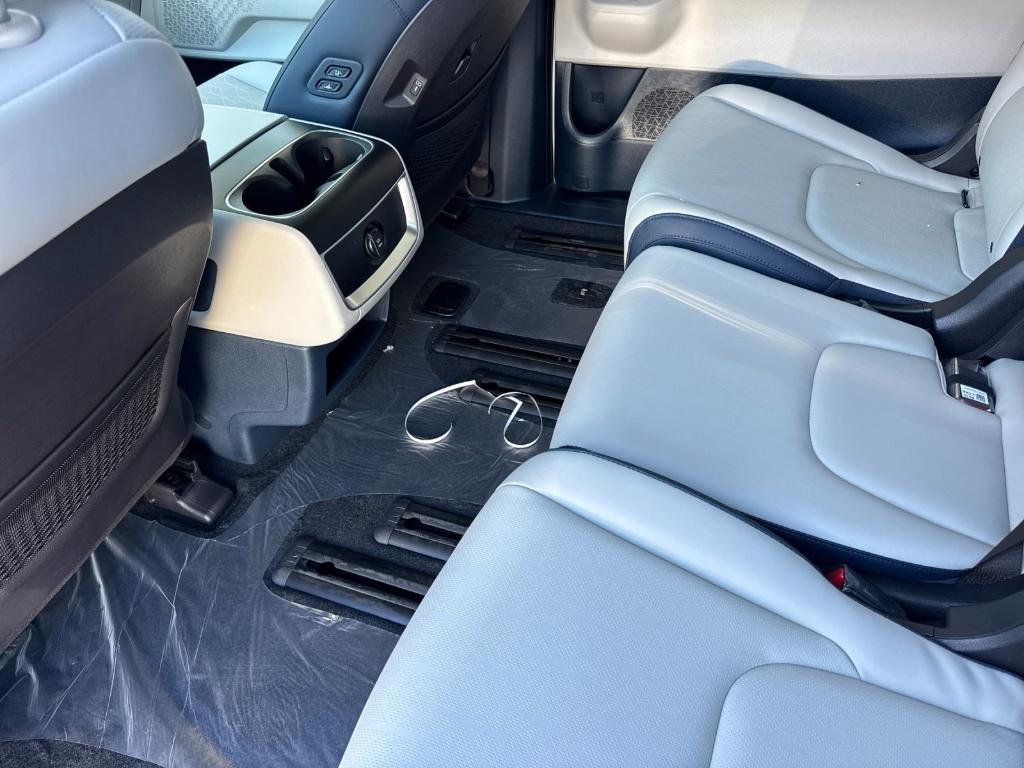 new 2026 Kia Carnival Hybrid car, priced at $45,520