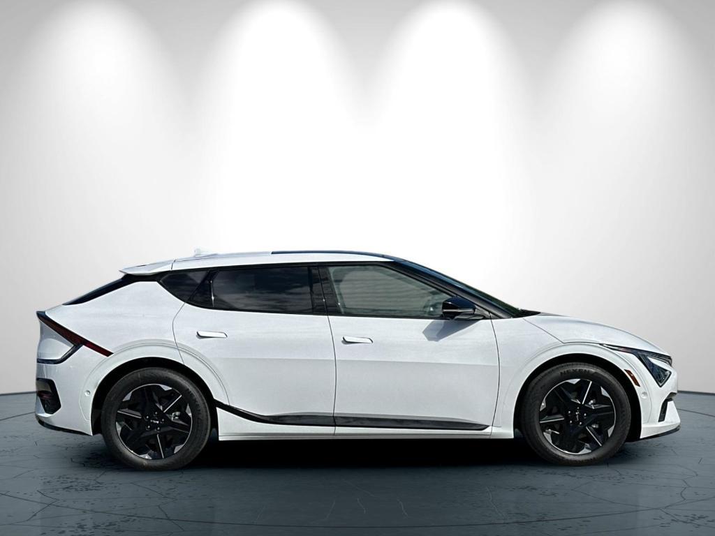 new 2025 Kia EV6 car, priced at $56,905