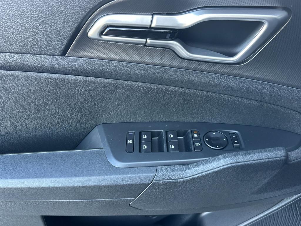 new 2026 Kia Sportage car, priced at $30,760