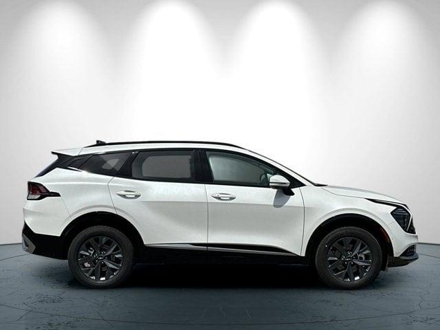 new 2025 Kia Sportage Hybrid car, priced at $39,755