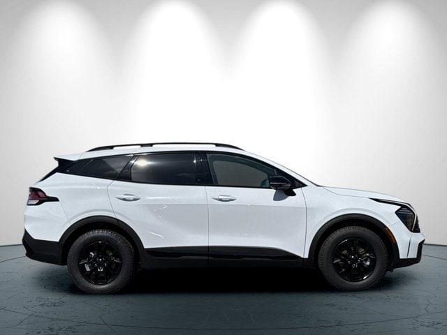 new 2025 Kia Sportage car, priced at $40,185
