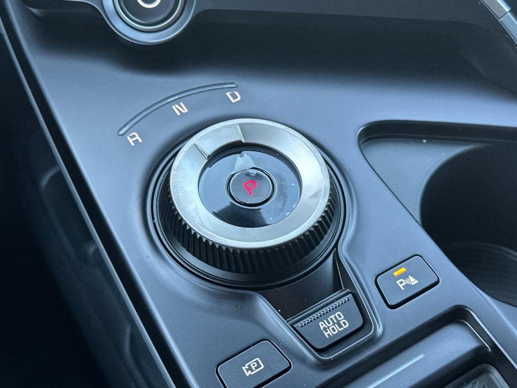 new 2025 Kia EV6 car, priced at $47,915