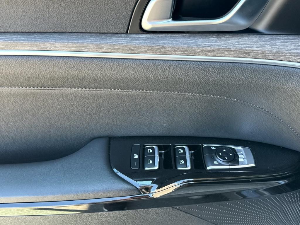 used 2022 Kia K5 car, priced at $23,495
