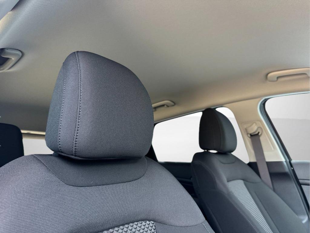 new 2025 Kia Sportage Hybrid car, priced at $30,755