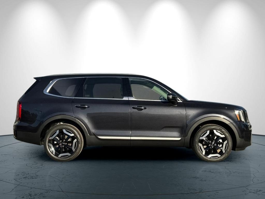 new 2025 Kia Telluride car, priced at $43,120