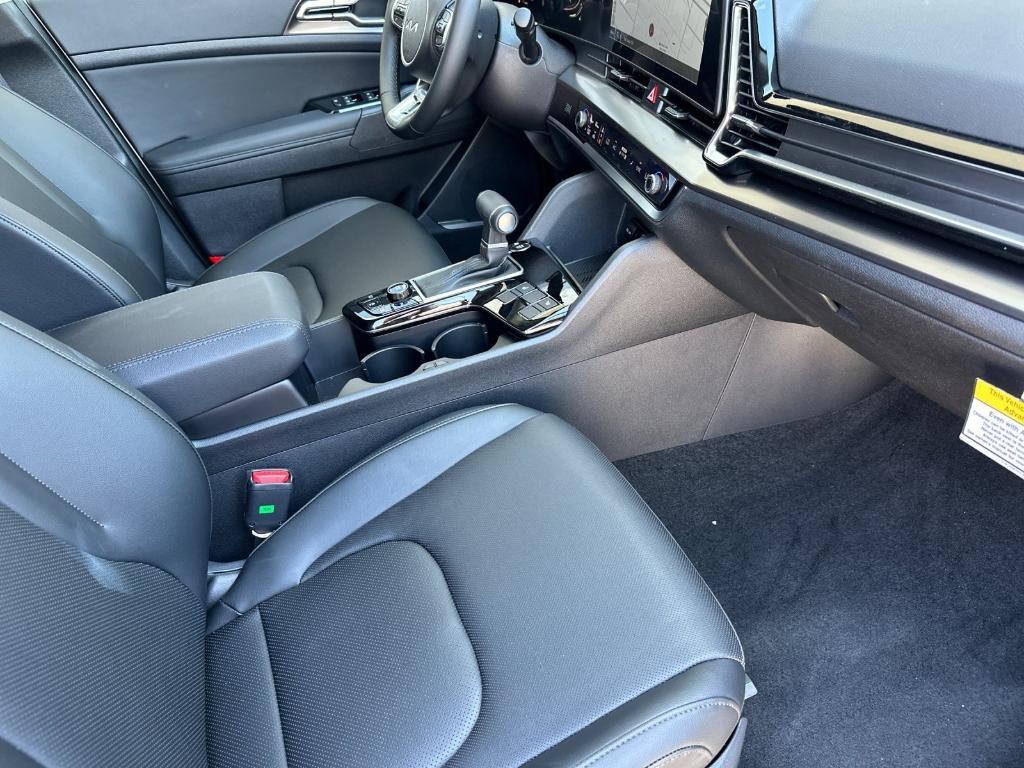 new 2025 Kia Sportage car, priced at $31,455