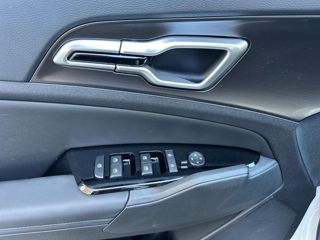 new 2025 Kia Sportage car, priced at $31,455