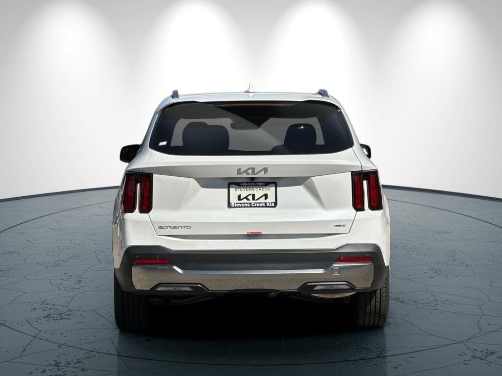 new 2025 Kia Sorento Hybrid car, priced at $42,190