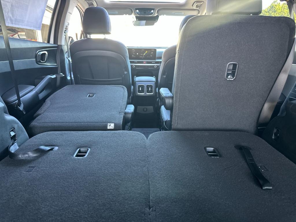 new 2025 Kia Sorento Hybrid car, priced at $42,190
