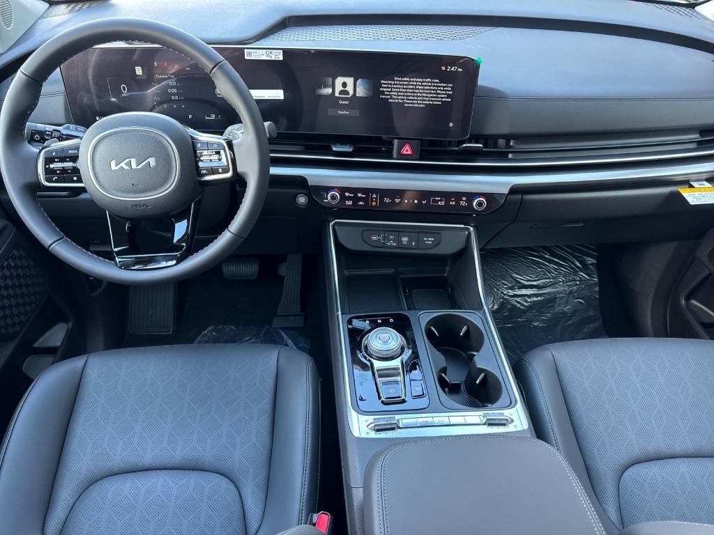 new 2026 Kia Carnival Hybrid car, priced at $50,870