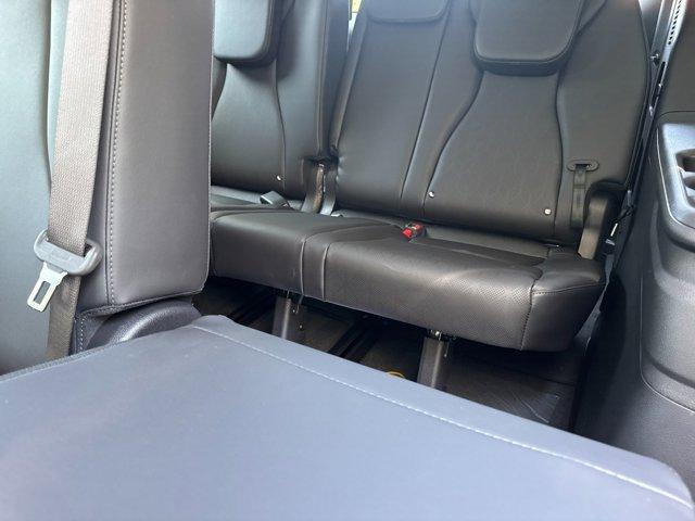 new 2025 Kia Carnival Hybrid car, priced at $49,052