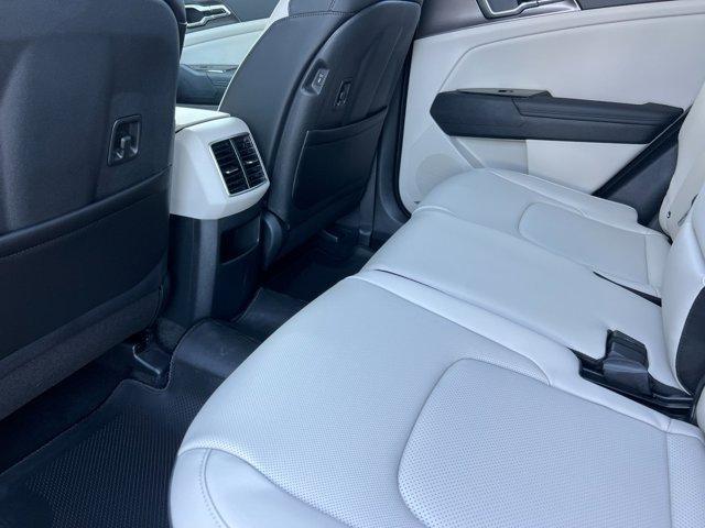 new 2025 Kia Sportage car, priced at $32,560