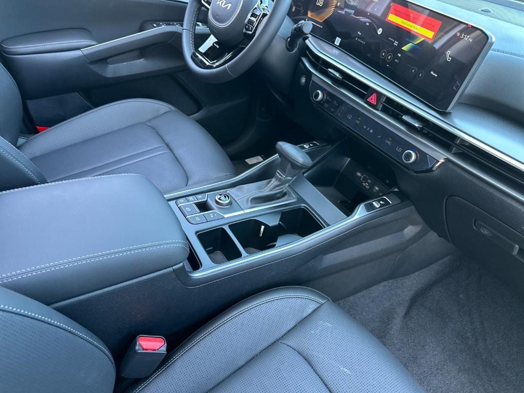 new 2025 Kia Sorento car, priced at $41,525