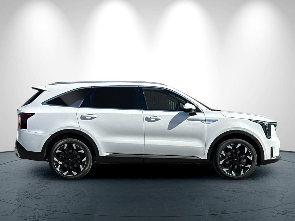 new 2025 Kia Sorento car, priced at $41,525