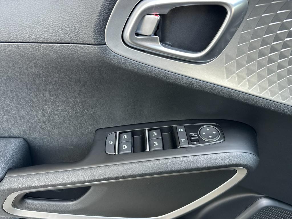 new 2025 Kia Soul car, priced at $24,560