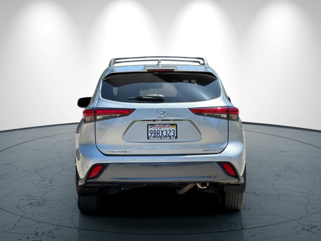 used 2022 Toyota Highlander car, priced at $40,998