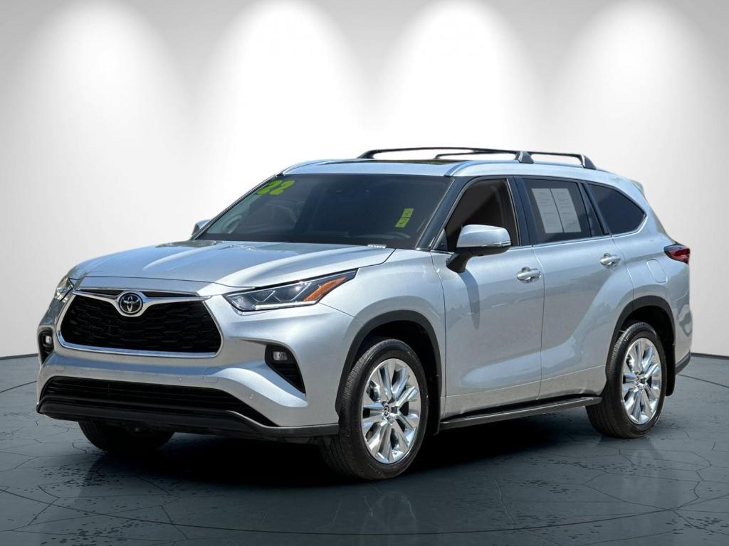 used 2022 Toyota Highlander car, priced at $40,998