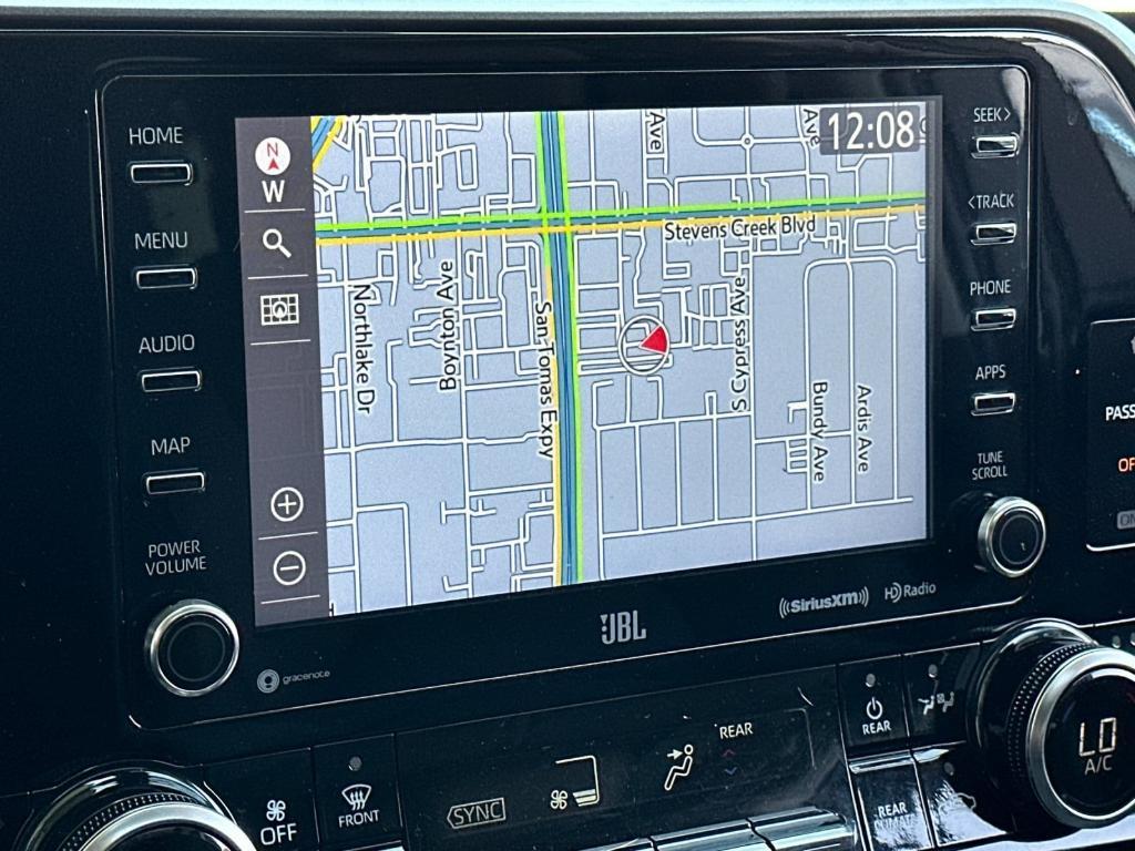 used 2022 Toyota Highlander car, priced at $40,998