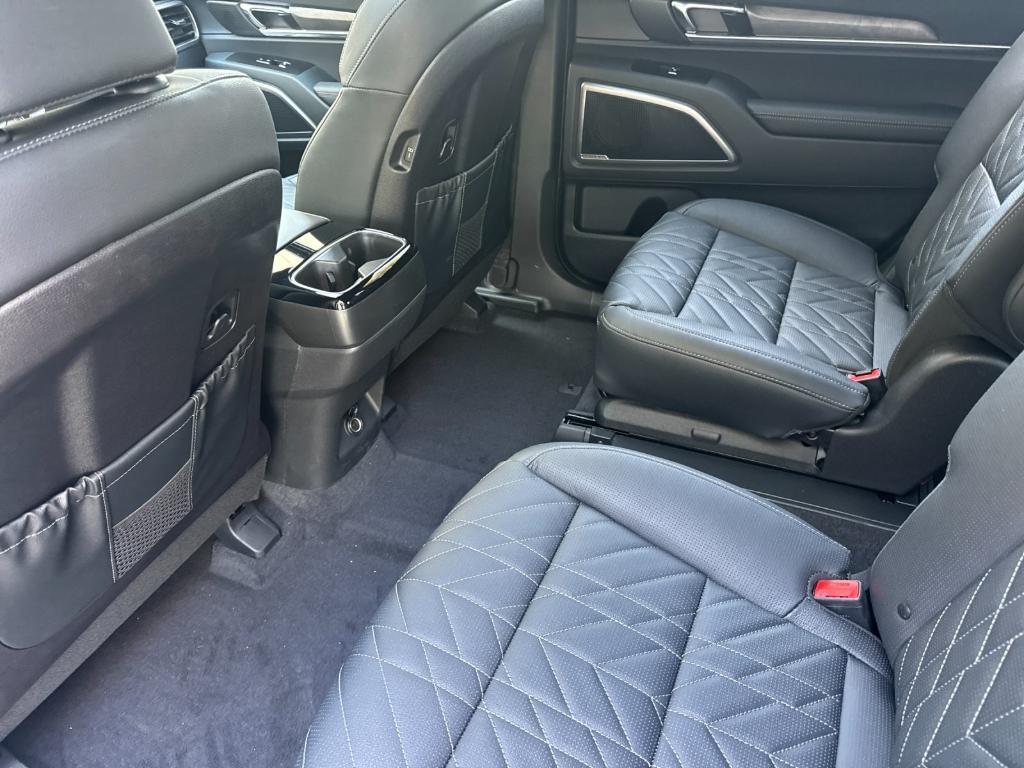 new 2025 Kia Telluride car, priced at $49,595