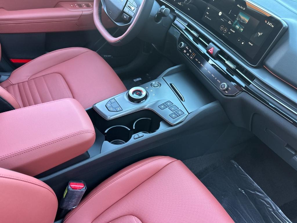 new 2026 Kia Sportage Hybrid car, priced at $43,155