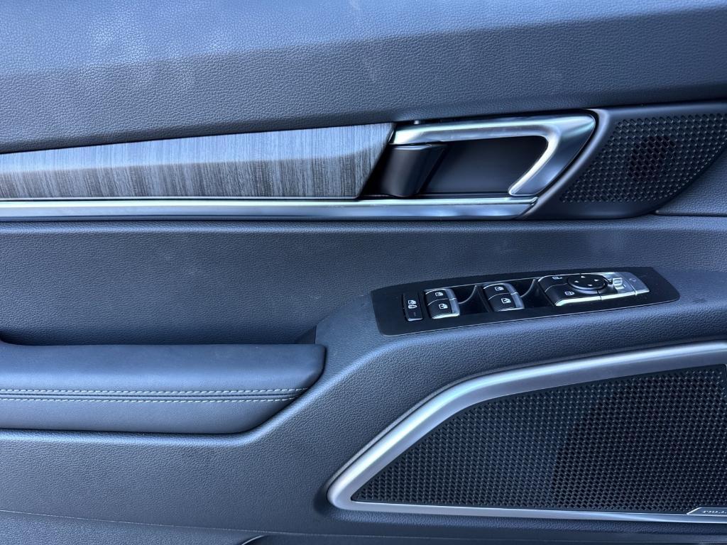 new 2025 Kia Telluride car, priced at $44,300