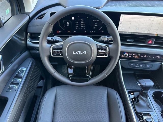 new 2025 Kia Carnival car, priced at $55,750