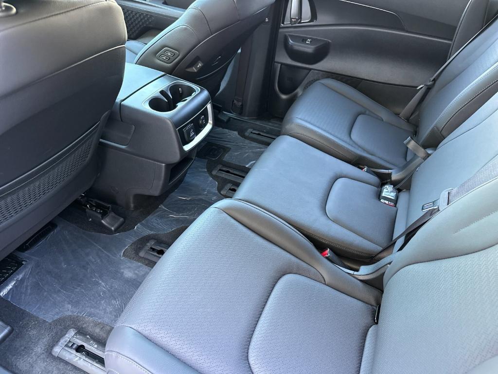 new 2025 Kia Carnival car, priced at $53,095