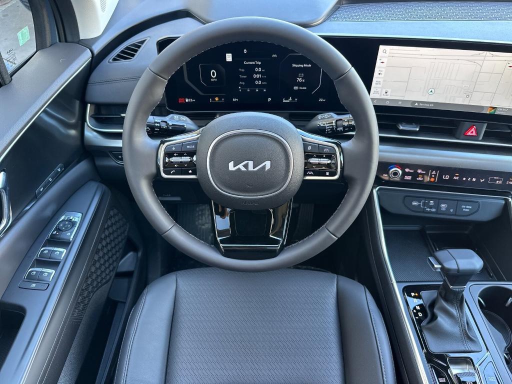 new 2025 Kia Carnival car, priced at $53,095