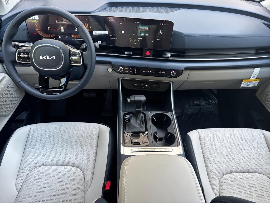 new 2025 Kia Carnival car, priced at $43,195