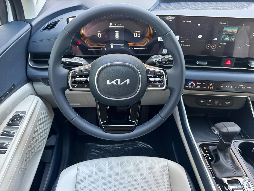new 2025 Kia Carnival car, priced at $43,195