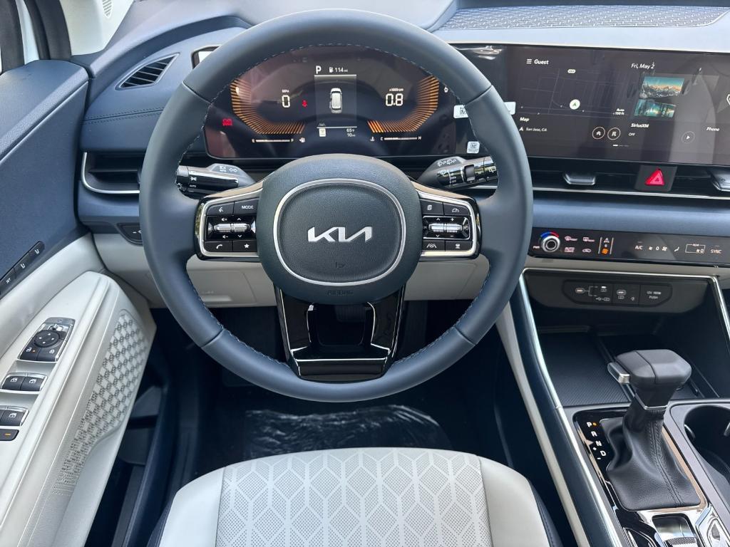 new 2025 Kia Carnival car, priced at $43,195