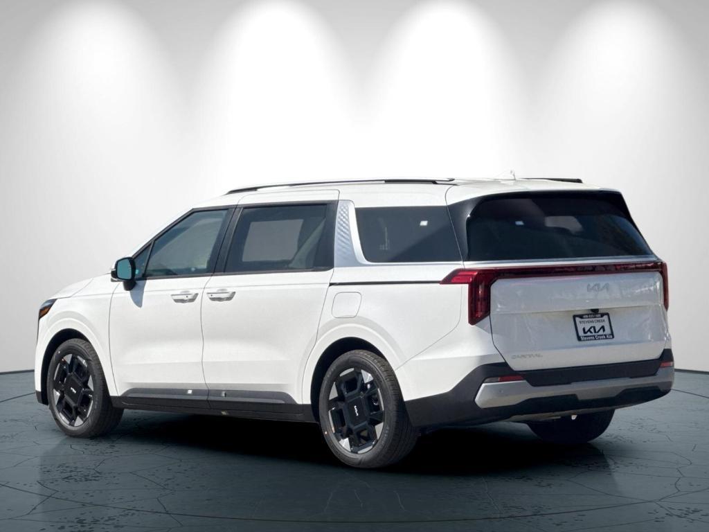 new 2025 Kia Carnival car, priced at $43,195