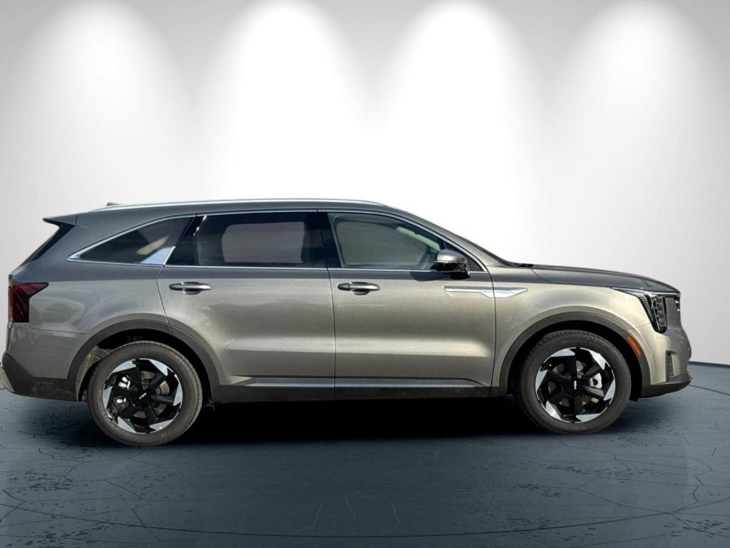 new 2026 Kia Sorento Hybrid car, priced at $40,780