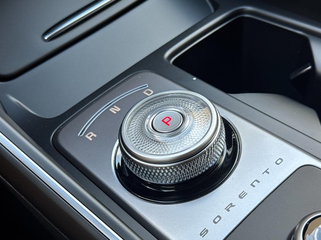 new 2026 Kia Sorento Hybrid car, priced at $40,780