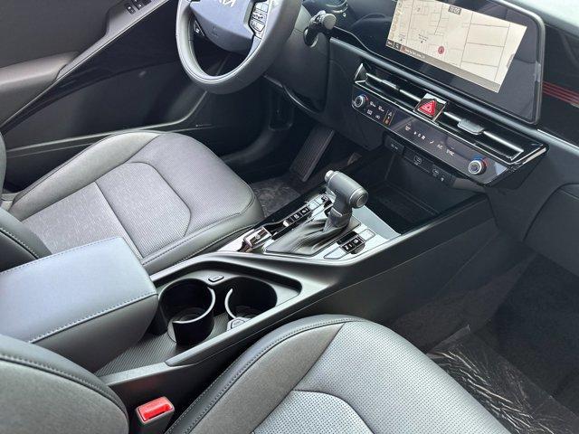 new 2025 Kia Niro car, priced at $35,010