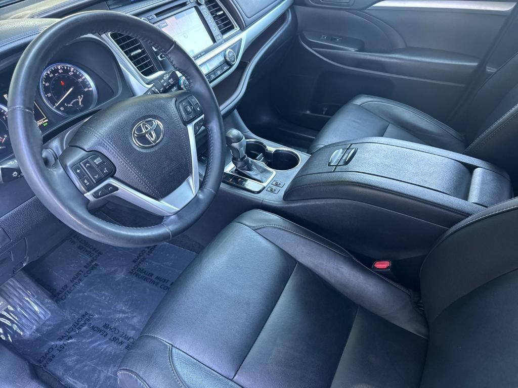 used 2018 Toyota Highlander car, priced at $21,995