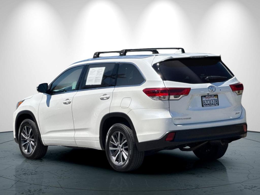 used 2018 Toyota Highlander car, priced at $21,995