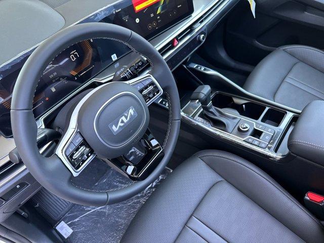 new 2025 Kia Sorento car, priced at $38,325